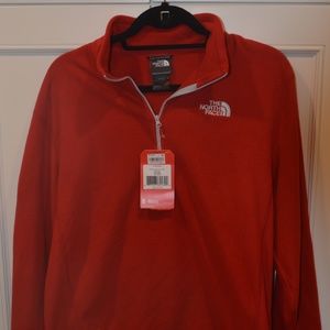 The North Face Mens Pullover fleece